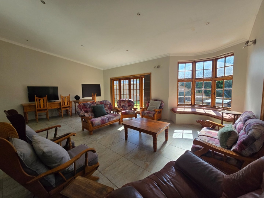 6 Bedroom Property for Sale in Waverley Free State